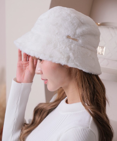 LIPSERVICE(リップサービス)の「プレートファーバケットハット(ハット・レディース・アイボリー/ブラック・FREE)」の3枚目の写真