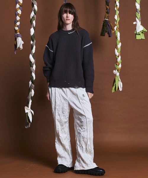 セール】《UNISEX》Embroidery Damage Prime-Over Crew Neck Knit