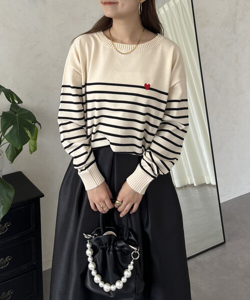 prose verse（プロズヴェール）の「ハート刺繍ボートネックボーダーニット（ニット/セーター・レディース・ブラック/アイボリー・LARGE/MEDIUM）」の11枚目の写真