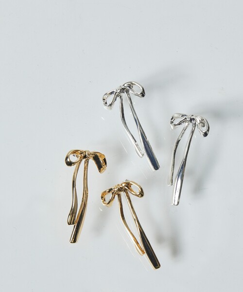 Firsthand（ファーストハンド）の「Firsthand/ファーストハンド リボンピアス（ピアス（両耳用）・レディース・ゴールド/シルバー・ONE SIZE）」の5枚目の写真