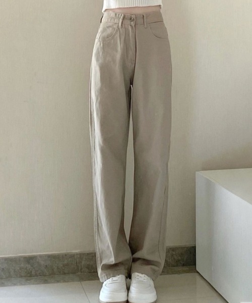 aimoha(アイモハ)の「ハイウェストデニムパンツ(デニムパンツ・レディース・ライトブルー/ブラック/ブルー/ベージュ/ホワイト・SMALL/MEDIUM/LARGE)」の4枚目の写真