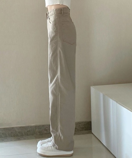 aimoha(アイモハ)の「ハイウェストデニムパンツ(デニムパンツ・レディース・ライトブルー/ブラック/ブルー/ベージュ/ホワイト・SMALL/MEDIUM/LARGE)」の11枚目の写真