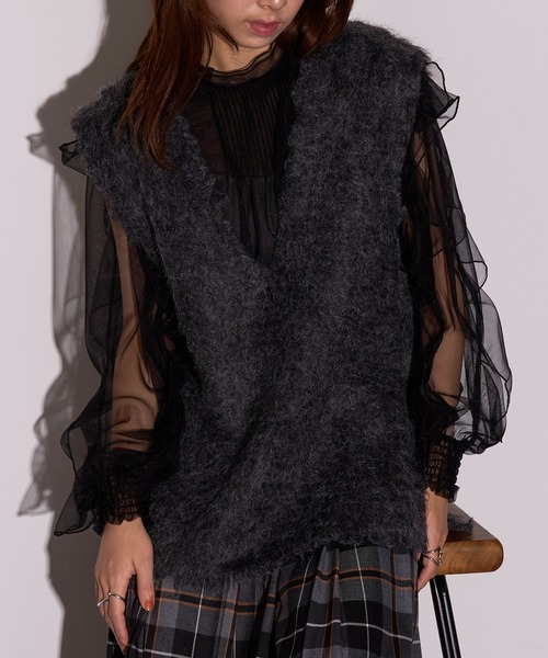 MAISON BREEZE reveur(メゾンブリーズレヴール)の「【MAISON BREEZE reveur】ブークレシャギーVネックベスト DTK(ベスト・レディース・グリーン/アイボリー/チャコールグレー/グレー/オレンジ・FREE)」の1枚目の写真
