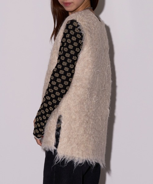 MAISON BREEZE reveur(メゾンブリーズレヴール)の「【MAISON BREEZE reveur】ブークレシャギーVネックベスト DTK(ベスト・レディース・グリーン/アイボリー/チャコールグレー/グレー/オレンジ・FREE)」の20枚目の写真