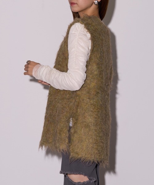 MAISON BREEZE reveur(メゾンブリーズレヴール)の「【MAISON BREEZE reveur】ブークレシャギーVネックベスト DTK(ベスト・レディース・グリーン/アイボリー/チャコールグレー/グレー/オレンジ・FREE)」の6枚目の写真