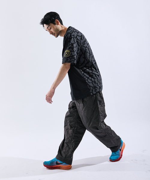 AIR JORDAN（エアジョーダン）の「【NIKE / ナイキ】M J PSG WM HRTG 85 SS CREW FN5330- 010（Tシャツ/カットソー・メンズ・ブラック・SMALL/MEDIUM/X-LARGE/XX-LARGE）」の14枚目の写真