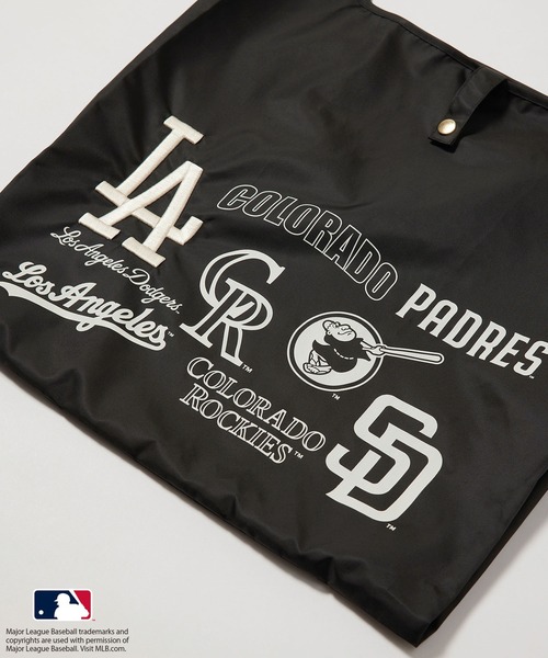 ADAM ET ROPE'（アダムエロペ）の「【MLB COLLECTION BY JUN】ロゴ刺しゅうトートバッグ（トートバッグ・レディース・ブラック/ベージュ・FREE）」の4枚目の写真