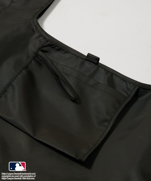 ADAM ET ROPE'（アダムエロペ）の「【MLB COLLECTION BY JUN】ロゴ刺しゅうトートバッグ（トートバッグ・レディース・ブラック/ベージュ・FREE）」の5枚目の写真