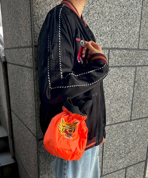 HOUSTON(ヒューストン)の「HOUSTON / REVERSIBLE EFFECT BAG(TIGER) / 6002W / 6003W(ショルダーバッグ・レディース・オレンジ/グリーン/ブルー/イエロー・ONESIZE)」の4枚目の写真