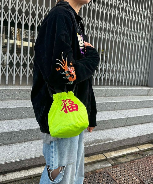 HOUSTON(ヒューストン)の「HOUSTON / REVERSIBLE EFFECT BAG(TIGER) / 6002W / 6003W(ショルダーバッグ・レディース・オレンジ/グリーン/ブルー/イエロー・ONESIZE)」の5枚目の写真
