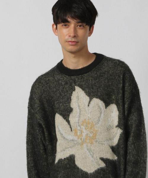 LAKOLE（ラコレ）の「フラワーモチーフニットプルオーバー