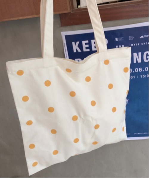 Pochi Pouch(ポチポーチ)の「Pochi Pouch/カラー ドット柄 トートバッグ(トートバッグ・レディース・ピンク/イエロー/ブラック/グリーン・FREE)」の15枚目の写真
