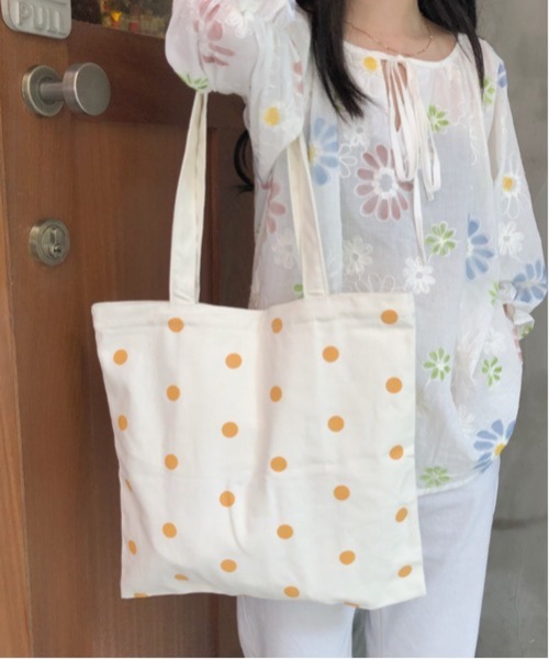 Pochi Pouch(ポチポーチ)の「Pochi Pouch/カラー ドット柄 トートバッグ(トートバッグ・レディース・ピンク/イエロー/ブラック/グリーン・FREE)」の14枚目の写真