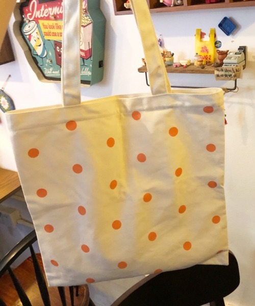 Pochi Pouch(ポチポーチ)の「Pochi Pouch/カラー ドット柄 トートバッグ(トートバッグ・レディース・ピンク/イエロー/ブラック/グリーン・FREE)」の11枚目の写真