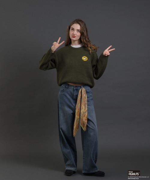 MUHET（ミュエータ）の「【PEANUTS / SNOOPY】ワッペンクルーネックニット（ニット/セーター・レディース・ネイビー/グリーン・SMALL/MEDIUM/LARGE）」の20枚目の写真