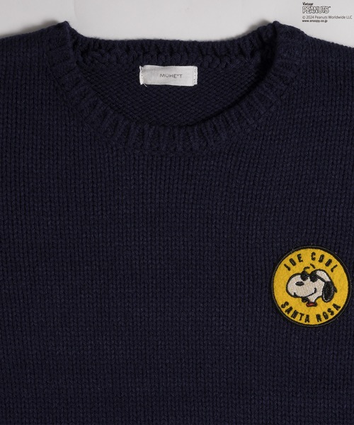 MUHET（ミュエータ）の「【PEANUTS / SNOOPY】ワッペンクルーネックニット（ニット/セーター・レディース・ネイビー/グリーン・SMALL/MEDIUM/LARGE）」の5枚目の写真