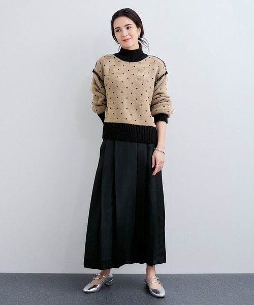 le cercle ADAM ET ROPE'(ルセルクルアダムエロペ)の「【リバーシブル】ハイネックハートニットプルオーバー(ニット/セーター・レディース・ブラック系その他2/ベージュ系その他2・FREE)」の10枚目の写真