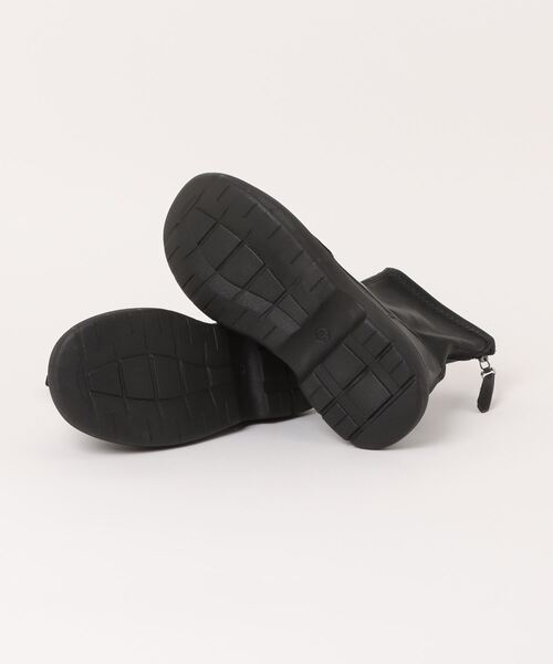 STYLEBLOCK（スタイルブロック）の「バックファスナー仕様厚底ショートブーツ（ブーツ・レディース・ブラック/オフホワイト・40/39/38/37/36/35）」の4枚目の写真