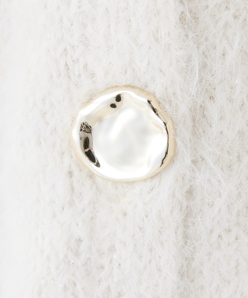 one after another NICE CLAUP（ワンアフターアナザーナイスクラップ）の「ゴールドボタンラメフェザーカーディガン（カーディガン/ボレロ・レディース・ピンク/アイボリー/ミント/チャコールグレー・FREE）」の9枚目の写真