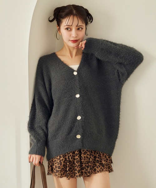 one after another NICE CLAUP（ワンアフターアナザーナイスクラップ）の「ゴールドボタンラメフェザーカーディガン（カーディガン/ボレロ・レディース・ピンク/アイボリー/ミント/チャコールグレー・FREE）」の17枚目の写真