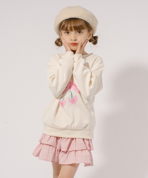 URBAN CHERRY(アーバンチェリー)の「ハートリボンプリントトレーナー(スウェット・キッズ・アイボリー・110cm/120cm/130cm/140cm/150cm)」の9枚目の写真