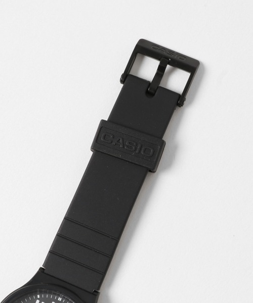 CASIO（カシオ）の「CASIO カシオ/ クォーツ ラバーベルト アナログ ラウンドフェイス腕時計 日常生活防水 /// MQラウンドシリーズ（アナログ腕時計・メンズ・ブラック×ブルー/ブラック系その他/ブラック×ホワイト・FREE）」の6枚目の写真