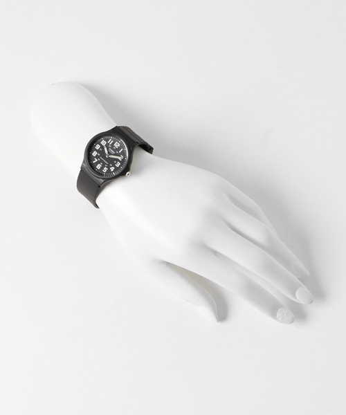 CASIO（カシオ）の「CASIO カシオ/ クォーツ ラバーベルト アナログ ラウンドフェイス腕時計 日常生活防水 /// MQラウンドシリーズ（アナログ腕時計・メンズ・ブラック×ブルー/ブラック系その他/ブラック×ホワイト・FREE）」の9枚目の写真