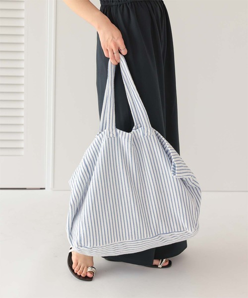 titivate（ティティベイト）の「パイル地ビッグトートバッグ（トートバッグ・レディース・ベージュ系その他/ホワイト系その他/ブルー系その他/ブルー系その他2/ピンク系その他/オレンジ/ライトブルー・FREE）」の3枚目の写真