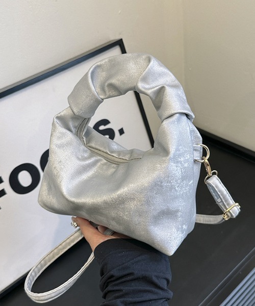 Teem Store(チームストア)の「2WAYギャザーバッグ(ショルダーバッグ・レディース・ブラック/ホワイト/シルバー/ピンク・F)」の1枚目の写真