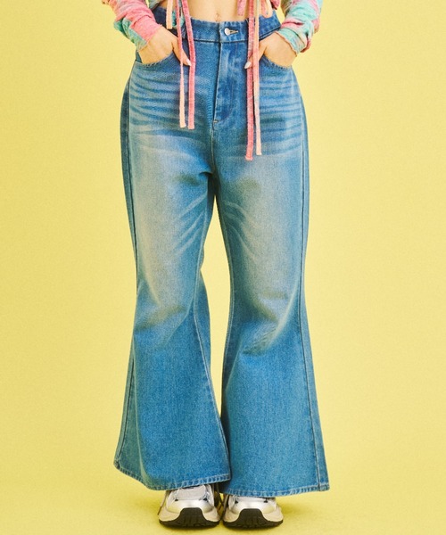 What Is Heart(ワットイズハート)の「flare denim pants- フレア デニム パンツ -(デニムパンツ・レディース・ブラック/サックスブルー・MEDIUM/SMALL)」の17枚目の写真