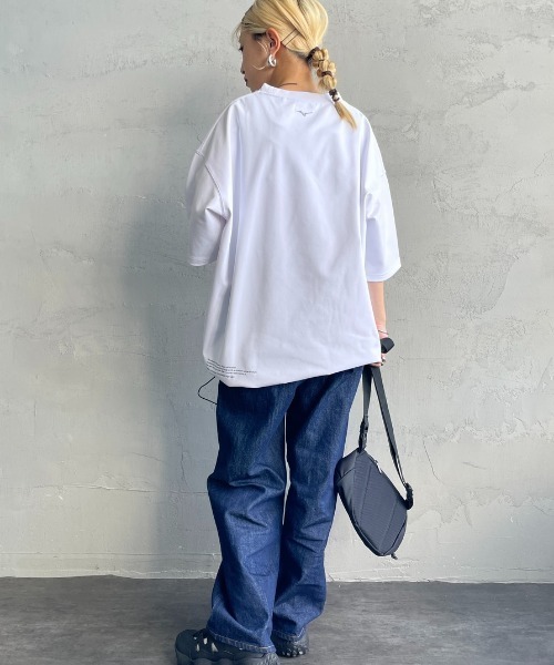 MIZUNO（ミズノ　）の「【mina 7月号掲載】[MIZUNO/ミズノ] 別注 ドローコード付き ワンポイントロゴTシャツ（Tシャツ/カットソー・レディース・ブラック/ホワイト/グレイッシュベージュ・M/L/S/XL）」の10枚目の写真