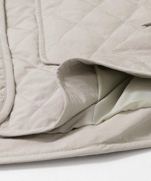 URBAN RESEARCH DOORS（アーバンリサーチドアーズ）の「カポックキルトミドルジャケット（ダウンジャケット/コート・レディース・アイボリー/グレー系その他/ブラック・MEDIUM）」の8枚目の写真