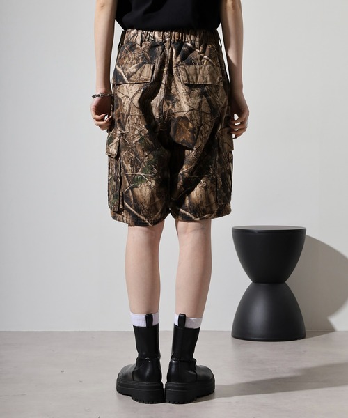セール】TWILL print cargo shorts / 総柄カーゴショーツ unisex