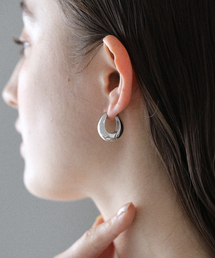 KARA YOO/カラ・ユ Hazel Hoops ピアス