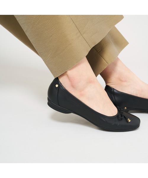 Clarks(クラークス)の「Candra Light / キャンドラライト(ブラックレザー)(バレエシューズ・レディース・ブラック・UK5/UK6/UK4/UK3/UK3.5/UK4.5/UK5.5)」の19枚目の写真