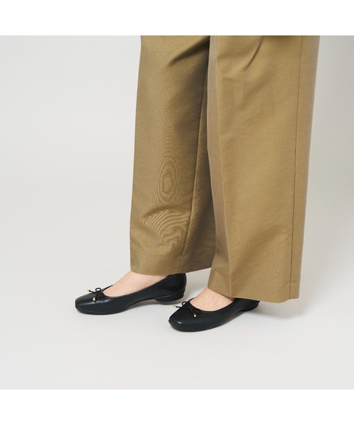 Clarks(クラークス)の「Candra Light / キャンドラライト(ブラックレザー)(バレエシューズ・レディース・ブラック・UK5/UK6/UK4/UK3/UK3.5/UK4.5/UK5.5)」の16枚目の写真