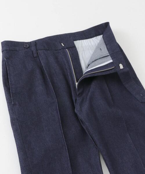 ITEMS URBANRESEARCH（アイテムズ アーバンリサーチ）の「1-tuck テーパード デニムスラックス（デニムパンツ・メンズ・ネイビー/ブラック/ホワイト・MEDIUM/LARGE）」の7枚目の写真