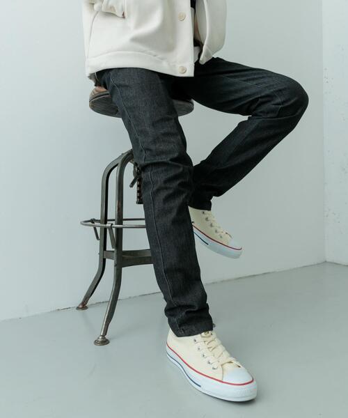 ITEMS URBANRESEARCH（アイテムズ アーバンリサーチ）の「1-tuck テーパード デニムスラックス（デニムパンツ・メンズ・ネイビー/ブラック/ホワイト・MEDIUM/LARGE）」の11枚目の写真