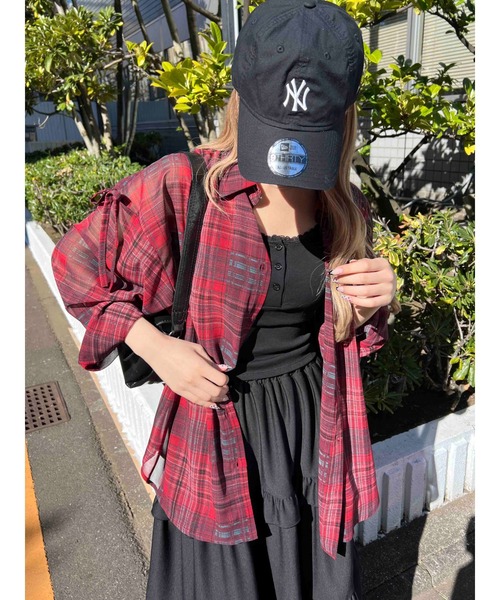 WC(ダブル シー)の「《セットアップ対象★》シアーチェックリボンビッグシャツ(シャツ/ブラウス・レディース・レッド/ネイビー・FREE)」の2枚目の写真