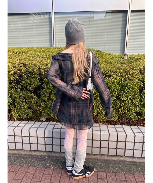 WC(ダブル シー)の「《セットアップ対象★》シアーチェックリボンビッグシャツ(シャツ/ブラウス・レディース・レッド/ネイビー・FREE)」の10枚目の写真