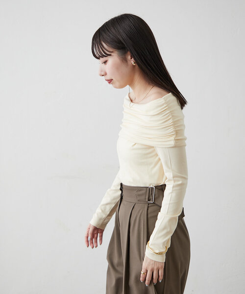 mline（エムライン）の「[mline]オフショルギャザートップス（Tシャツ/カットソー・レディース・ピンク/チャコールグレー/アイボリー・FREE）」の8枚目の写真
