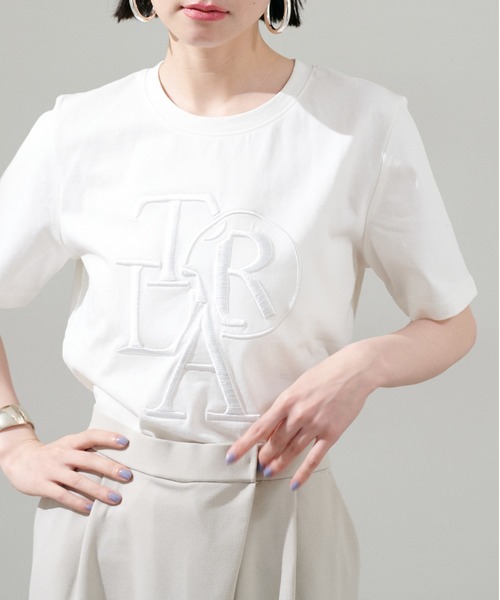 LARUTA(ラルータ)の「【LARUTA】厚盛りロゴ刺繍T(Tシャツ/カットソー・レディース・サックスブルー/オフホワイト/チャコールグレー/ベージュ・LARGE/MEDIUM)」の7枚目の写真