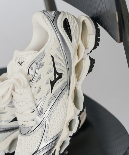 MIZUNO/ミズノ Wave Prophecy LS スニーカー D1GA2511