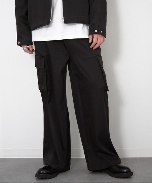 CERCA(チェルカ)の「LEMS/ワイドカーゴパンツ(RS/)(カーゴパンツ・メンズ・ブラック/チャコール・LARGE/MEDIUM)」の3枚目の写真