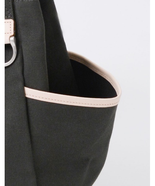master-piece(マスターピース)の「master-piece / RB TOTE2 トートバッグM / No.224051(トートバッグ・メンズ・ブルー/アイボリー/ブラック/カーキ・FREE)」の8枚目の写真
