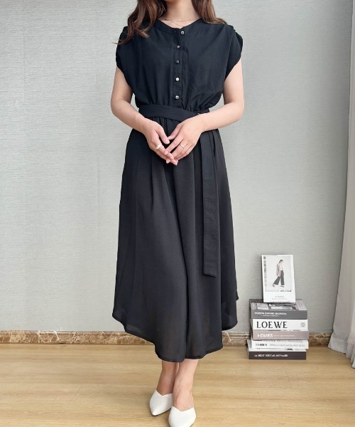 maison de LATIR(メゾンドラティール)の「夏服に最適!ノースリーブロングシャツワンピース(シャツワンピース・レディース・ブラック/イエロー/ブルー・M/L/XL)」の14枚目の写真
