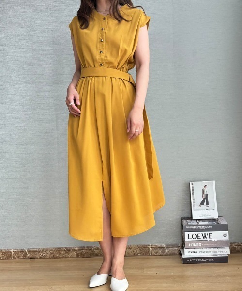 maison de LATIR(メゾンドラティール)の「夏服に最適!ノースリーブロングシャツワンピース(シャツワンピース・レディース・ブラック/イエロー/ブルー・M/L/XL)」の21枚目の写真