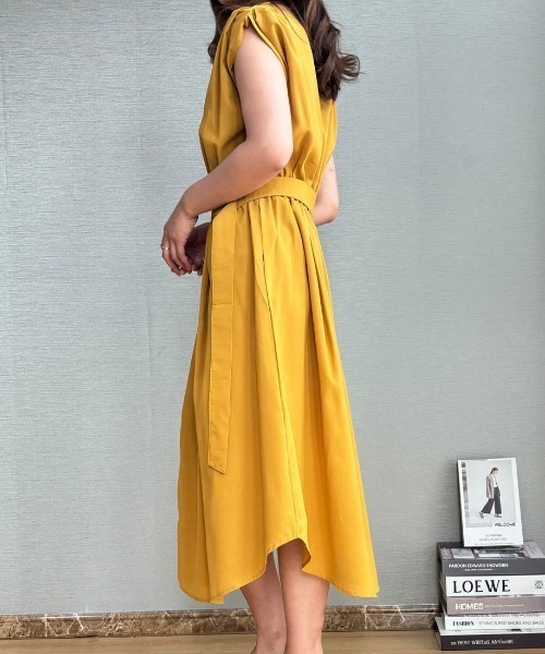 maison de LATIR(メゾンドラティール)の「夏服に最適!ノースリーブロングシャツワンピース(シャツワンピース・レディース・ブラック/イエロー/ブルー・M/L/XL)」の22枚目の写真