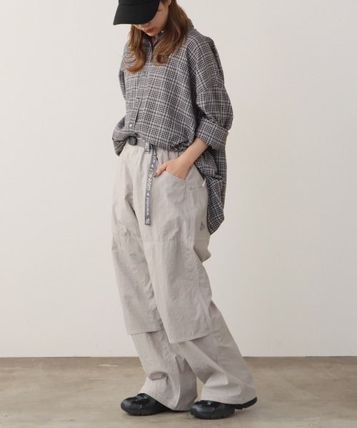 and wander(アンドワンダー)の「and wander/アンドワンダー×GRAMICCI/グラミチ nylon ナイロンパンツ(その他パンツ・メンズ・グレー/ブラック・XL/L/M)」の14枚目の写真