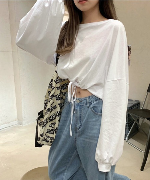 VIBGYOR(ヴィブジョー)の「【EIZZ/アイズ】クロップド丈 カットデザイン トップス(Tシャツ/カットソー・レディース・ホワイト/ブラック/グレー・FREE)」の1枚目の写真